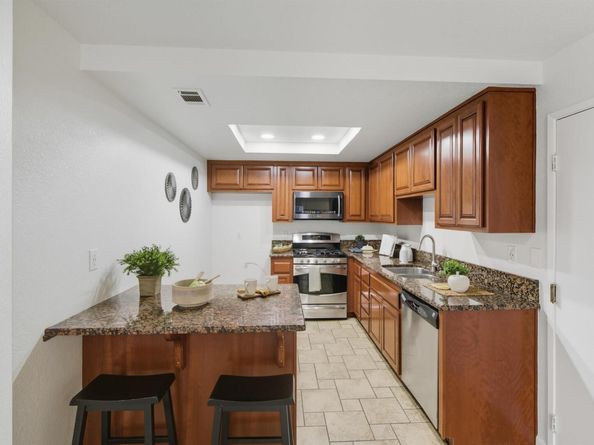 2035 Monterey Dr, Livermore CA 94551