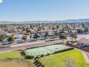 2035 Monterey Dr, Livermore CA 94551