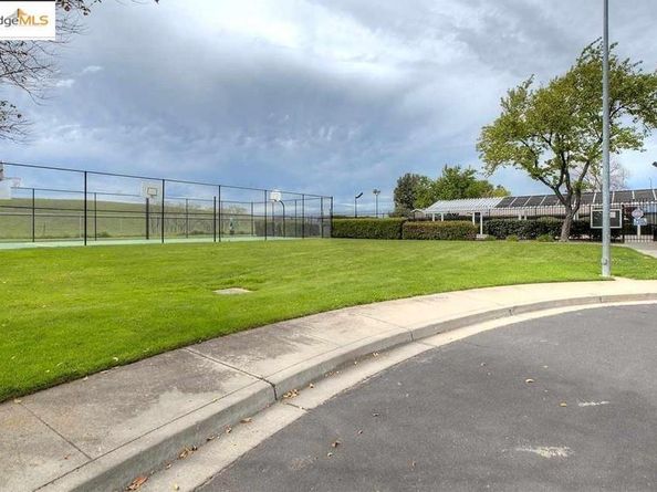 2035 Monterey Dr, Livermore CA 94551