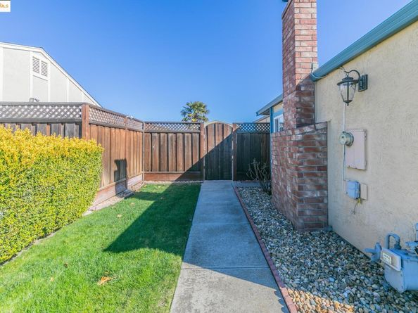 2035 Monterey Dr, Livermore CA 94551