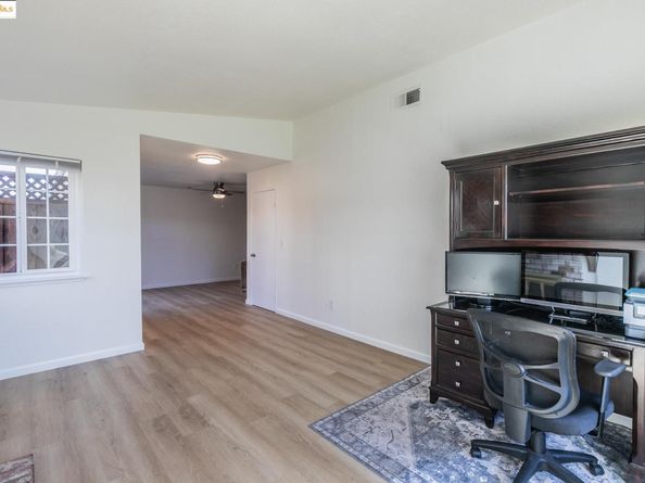 2035 Monterey Dr, Livermore CA 94551