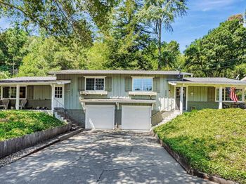2050 Donald Dr