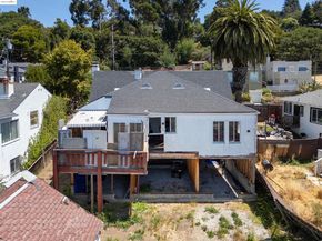 7541 Outlook Ave, Oakland CA 94605