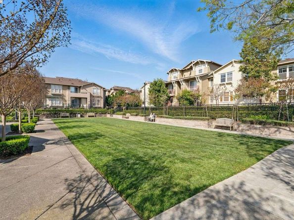 1586 Tucker St 52, Oakland CA 94603
