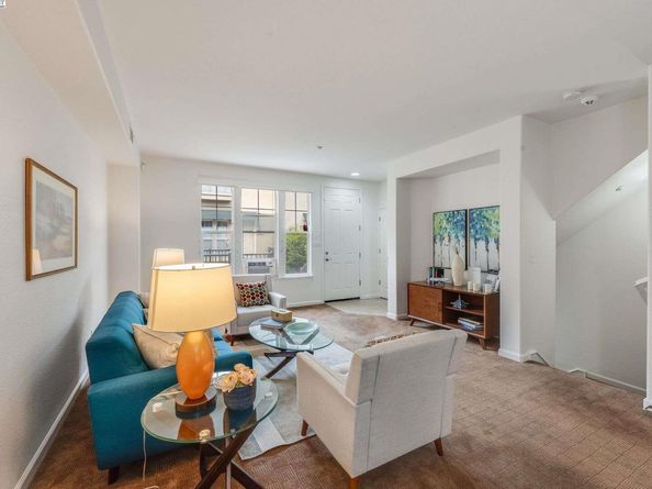 1586 Tucker St 52, Oakland CA 94603