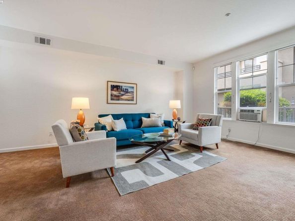 1586 Tucker St 52, Oakland CA 94603