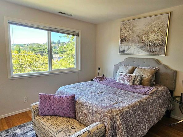 7030 Snake Rd, Oakland CA 94611