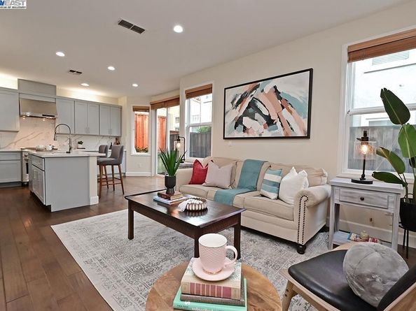10 Almond Orchard Ln, San Ramon CA 94583