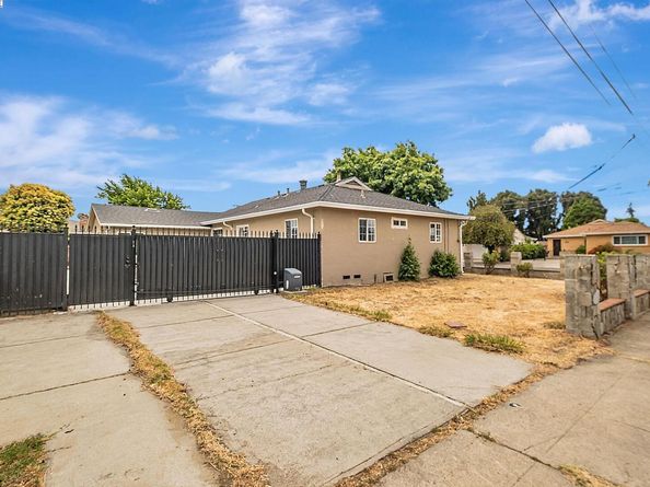 32306 Ithaca St, Hayward CA 94544