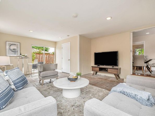 32306 Ithaca St, Hayward CA 94544