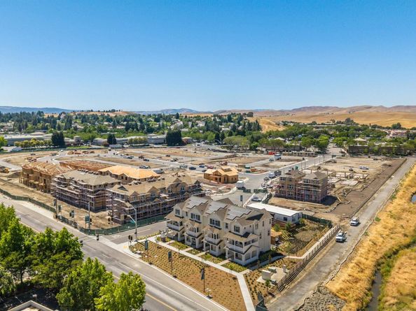 4898 Las Positas Road, Livermore CA 94551