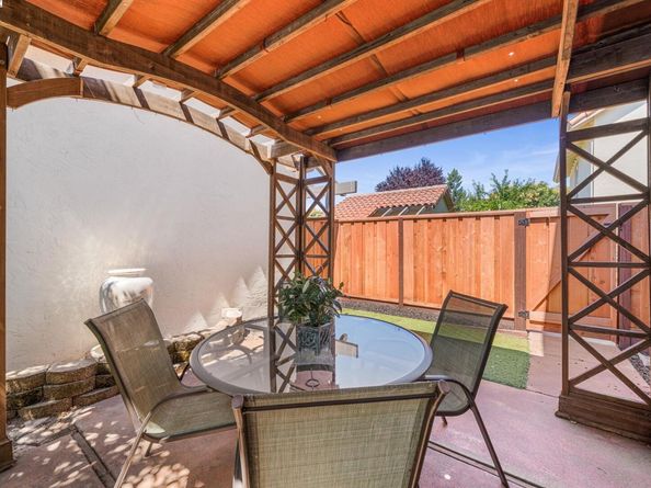 1550 Calle Enrique, Pleasanton CA 94566