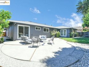 789 E Angela St, Pleasanton CA 94566