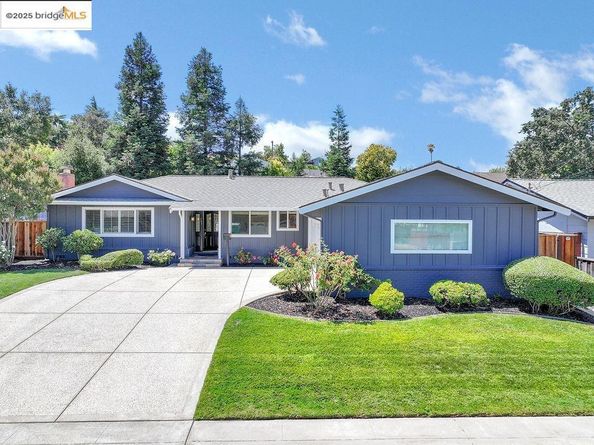 789 E Angela St, Pleasanton CA 94566