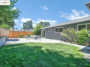 789 E Angela St, Pleasanton CA 94566