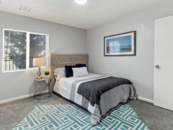 2373 Foothill Blvd, Oakland CA 94601