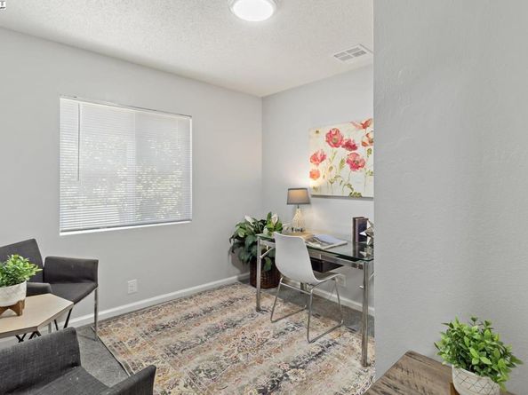 2373 Foothill Blvd, Oakland CA 94601