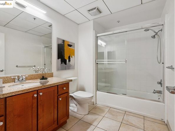 423 7th Street 115, Oakland CA 94607