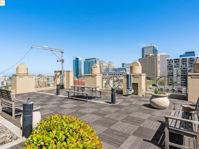 423 7th Street 115, Oakland CA 94607