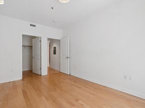 423 7th Street 115, Oakland CA 94607