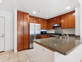 423 7th Street 115, Oakland CA 94607