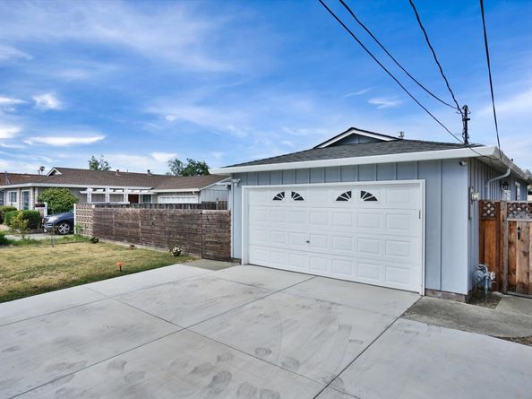 13921 Tahiti Rd, San Leandro CA 94577