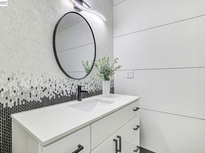 19029 Carlton Ave, Castro Valley CA 94546