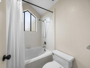 18 Gazania Ter, Fremont CA 94536