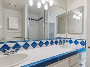 6001 Joaquin Murieta Ave C, Newark CA 94560