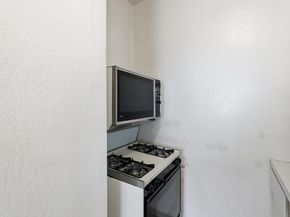 1260 96Th Ave, Oakland CA 94603