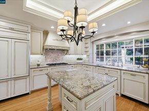 10 Elizabeth Ln, Danville CA 94526
