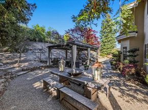 10 Elizabeth Ln, Danville CA 94526