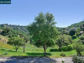 2886 Saklan Indian Dr, Walnut Creek CA 94595