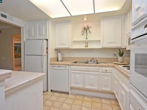 1160 Singingwood Ct #5 5, Walnut Creek CA 94595