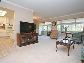 1160 Singingwood Ct #5 5, Walnut Creek CA 94595
