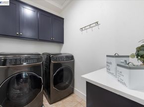 4026 Chalk Hill Way, Dublin CA 94568