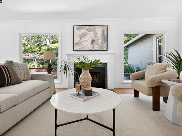 27 Glorietta Ct, Orinda CA 94563