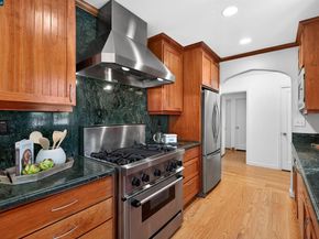 27 Glorietta Ct, Orinda CA 94563