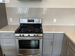 5406 Trask St, Oakland CA 94601