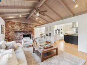 15 Aspinwall Ct, Orinda CA 94563