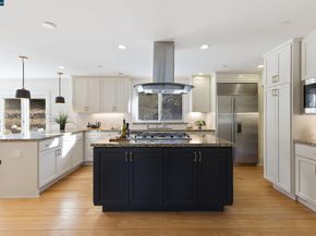 15 Aspinwall Ct, Orinda CA 94563