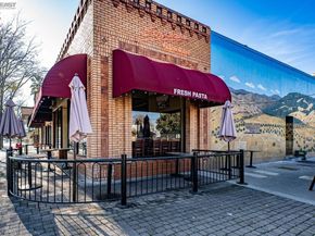 670 Peters, Pleasanton CA 94566