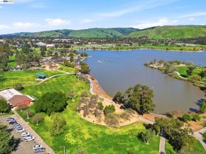 3136 Mission View Dr, Fremont CA 94538