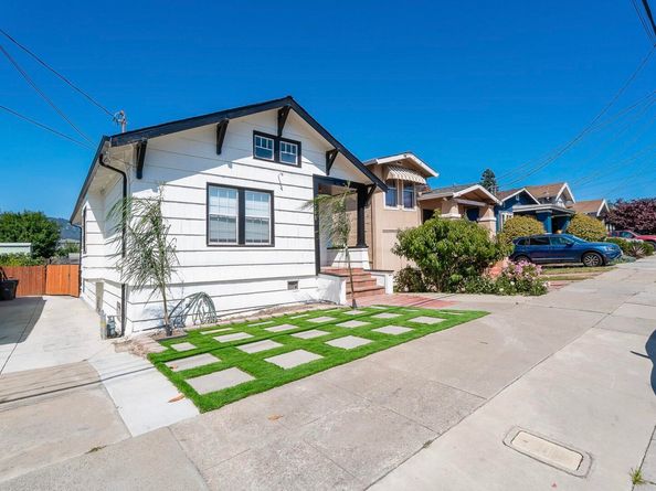 3708 Lyon Ave, Oakland CA 94601