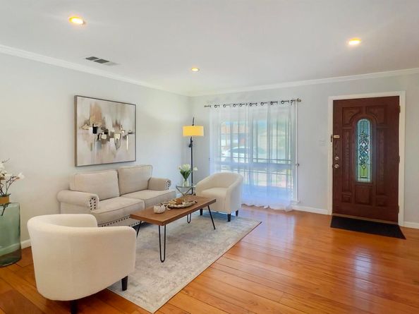 909 Santa Lucia Dr, Pleasant Hill CA 94523