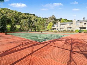 485 Canyon Oaks Dr J, Oakland CA 94605