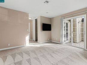 485 Canyon Oaks Dr J, Oakland CA 94605