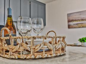 955 Shorepoint Ct 216, Alameda CA 94501