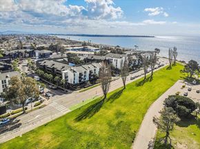 955 Shorepoint Ct 216, Alameda CA 94501