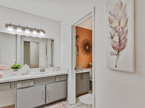 955 Shorepoint Ct 216, Alameda CA 94501